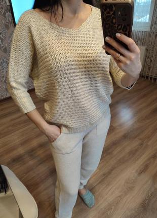 Свитер с напылением летучая мышь