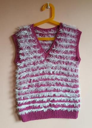 В'язана жилетка на дівчинку 10-11 років