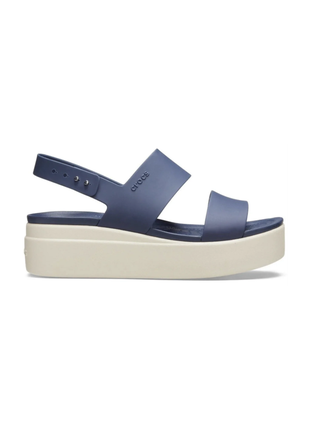 Женские кроксы crocs brooklyn sandal mineral blue