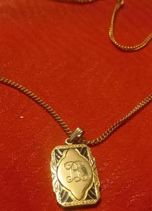 Ніжне, вінтажне колье. іспанія