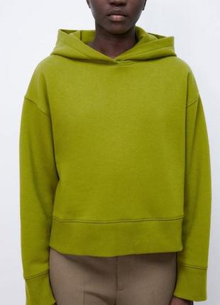 Яскраве худі зелене на флісі zara