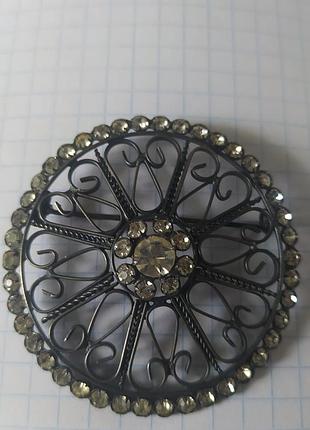Серебряная брошка