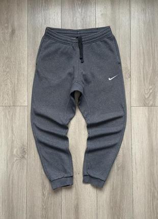Спортивные штаны nike fleece