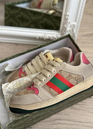 Кросівки в стилі gucci