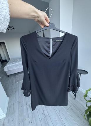 Сукня коротка чорна