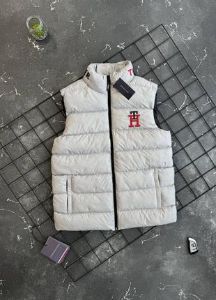 Світло сіра чоловіча жилетка безрукавка tommy hilfiger