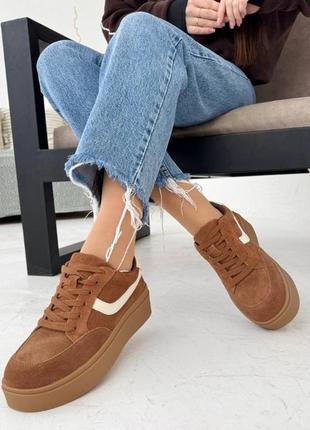 Кроссовки рыжие женские замшевые