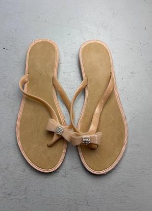 В'єтнамки пляжні гумові