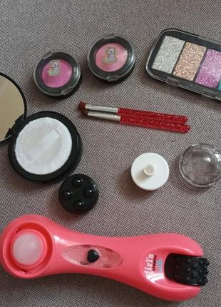 Набір дитячої косметики студія краси з масажером для обличчя2 фото