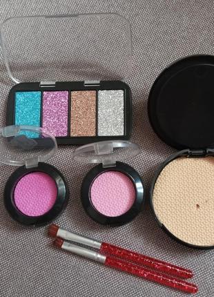 Набір дитячої косметики студія краси з масажером для обличчя3 фото