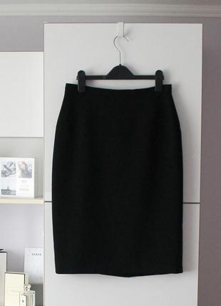 Чорна класична міді спідниця від max mara studio, оригінал