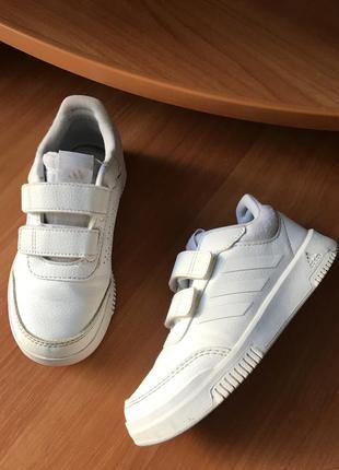 Кросівки adidas 30 р. оригіналі