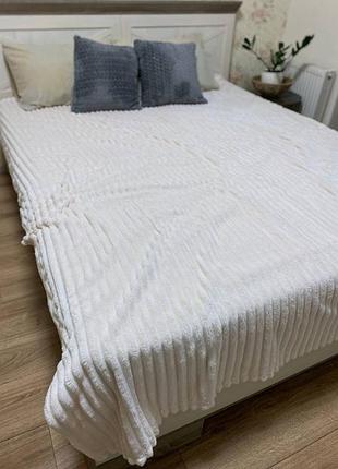 Плед шарпей евро молочный
.ms+