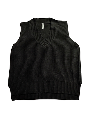 Широка чорна жилетка