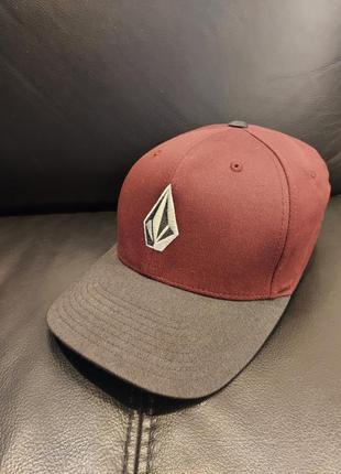 Кепка volcom