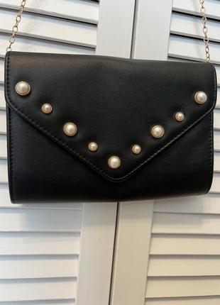 Красивая вечерняя сумка клач с жемчужинами