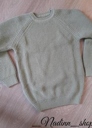 Жіночий светр