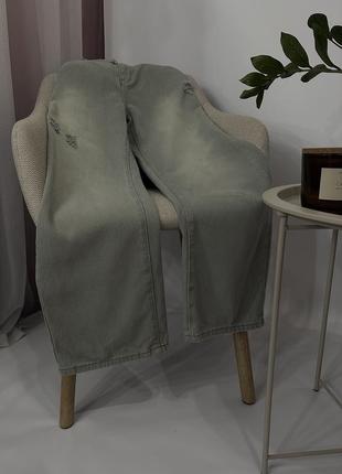 Джинсы женские