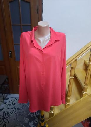 Блуза на ґудзиках