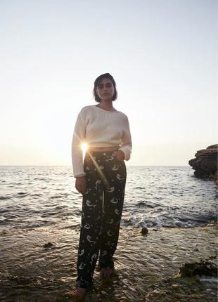 Светр від бренду zara 3