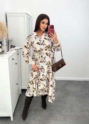 Женское шелковистое платье