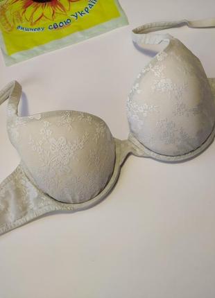 Бюстгалтер на тонком поролоне triumph, eur 80b