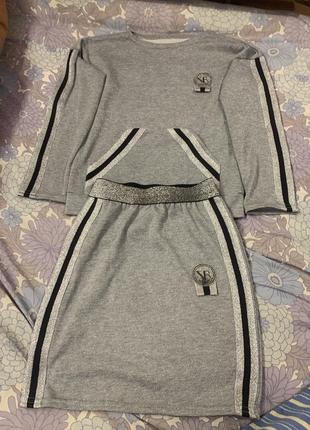 Костюм для девочки 6-7 лет