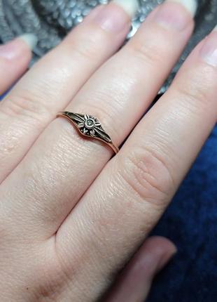 Каблучка позолочена біла зірка