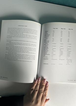 Кулинарная книга с выпечки на английском языке how to be a domestic goddess книга, автор ногелла лоусон6 фото