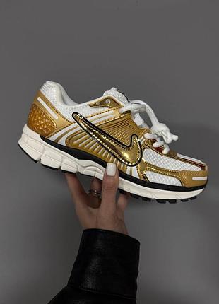 Кроссовки nike vomero 5 «metallic gold» premium
