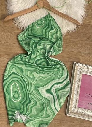 Коротка сукня