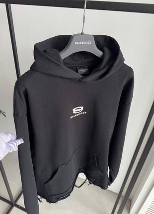 Худи balenc с капюшоном и карманом рваный
