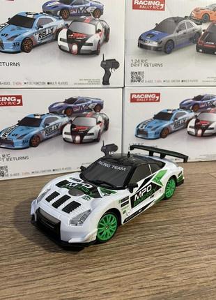 Машинка на радиоуправлении для дрифта nissan#-r
