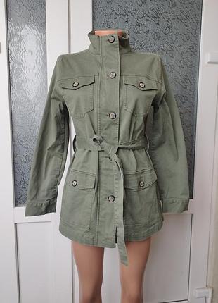 Куртка, вітровка, тренч