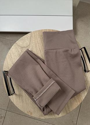 Легінси в рубчик на флісі