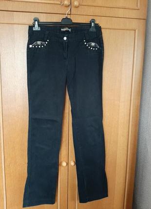 Джинсы прямые с декором р.38