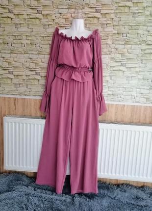 Красивый брючный костюм комбинезон открытые плечи длинные брюки палаццо высокая посадка