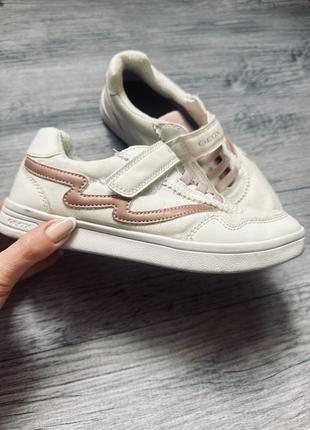 Стильные макасины geox