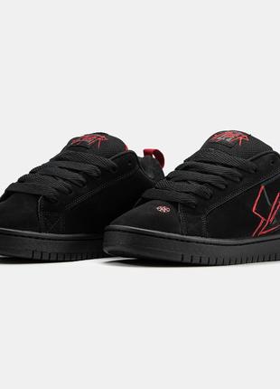 Dc x slayer court graffik