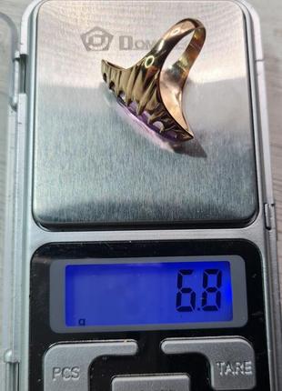 Золота каблучка з олександритом маркіз