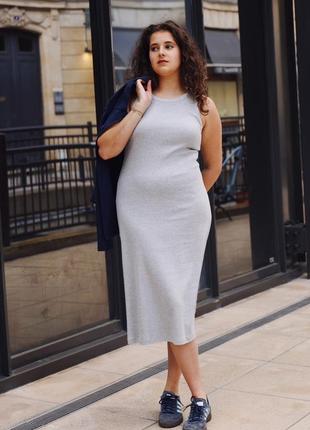 Платье uniqlo (466523)