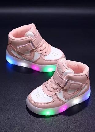 Весенние кроссовки с led подсветкой