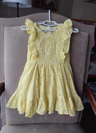 Платье из прошвы