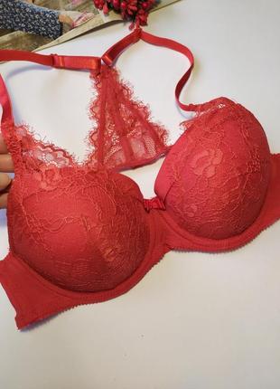 Красивий алий бюстгалтер, eur 80c