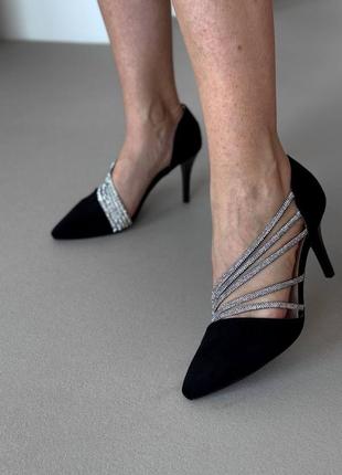 Туфлі чорні замшеві святкові зі стразами на шпильці