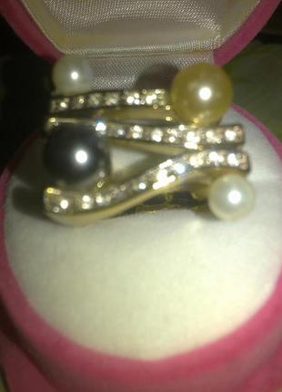 Кільце з цирконієм і перлами, італія, 17раз. позолота.2 фото