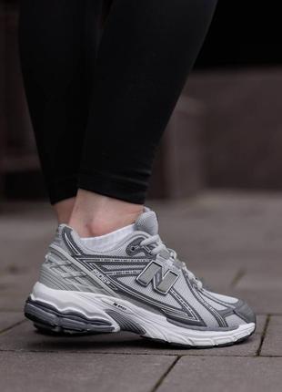 New balance 1906r silver white