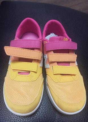Кроссовки детские,new balance