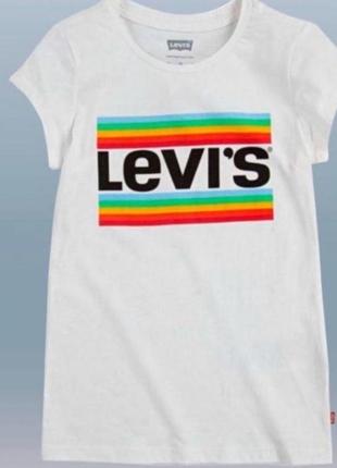 Новая футболка levi's для девочки 6-7 лет