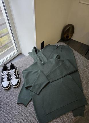 Прогулочный спортивный костюм zara